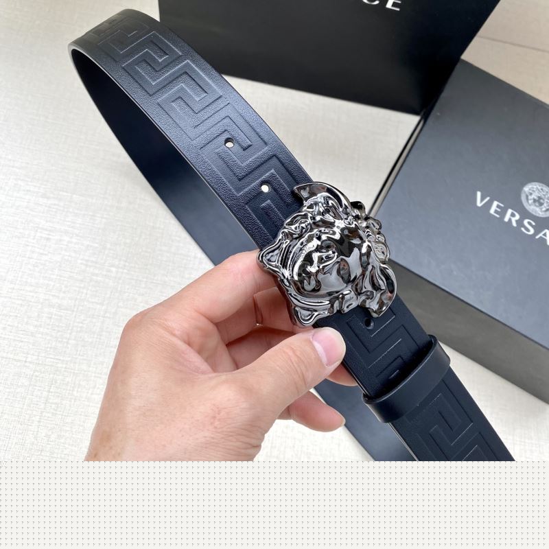 VERSACE